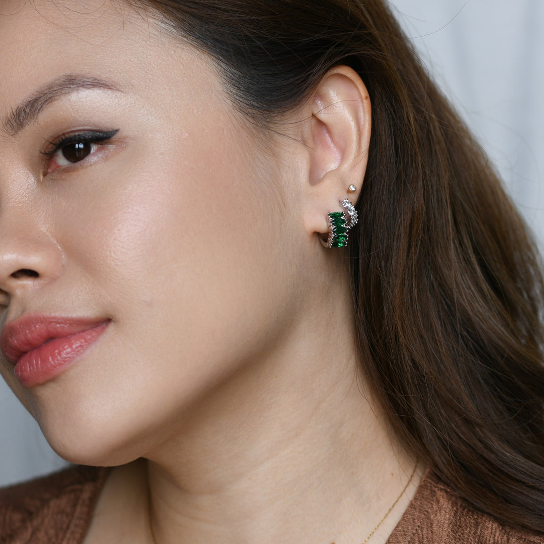 Jada Hoops | Emerald Silver