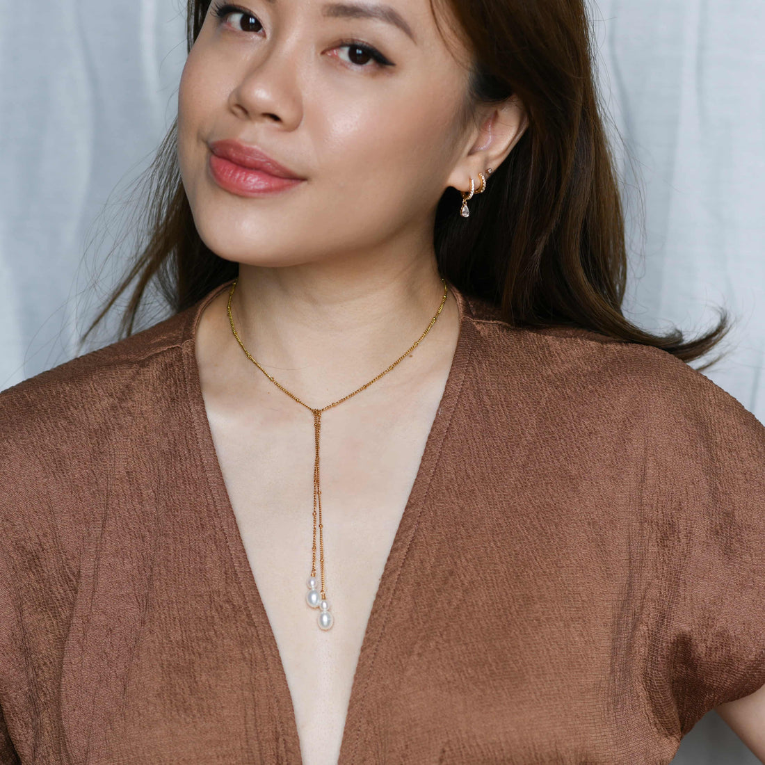 Sarin Open Pearl Necklace