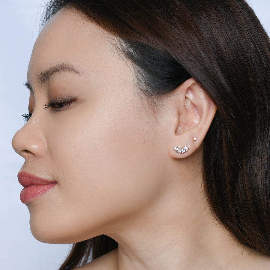 Min Curved Studs | Silver