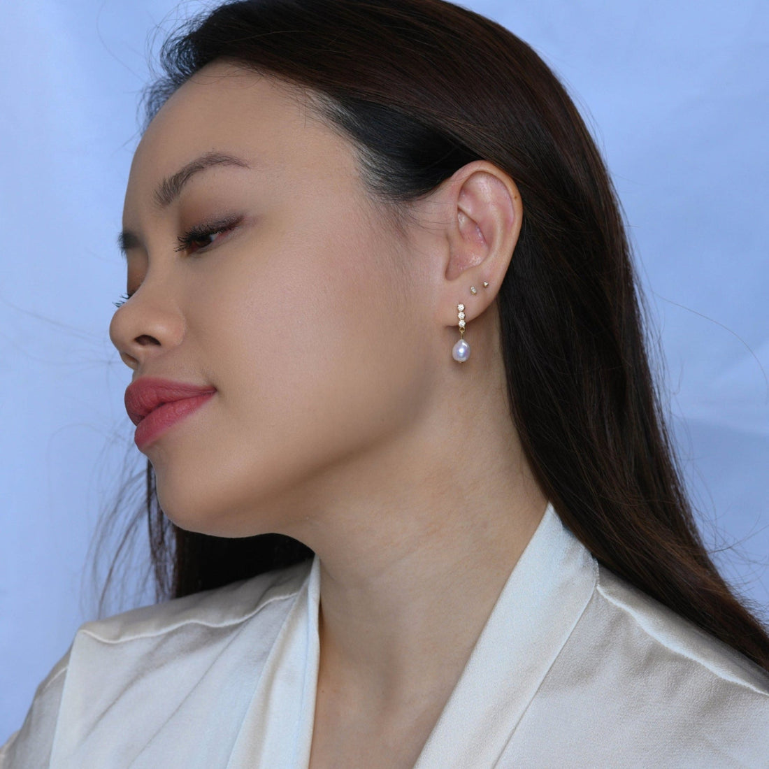 Alenka Minimalist Pearl Dangles