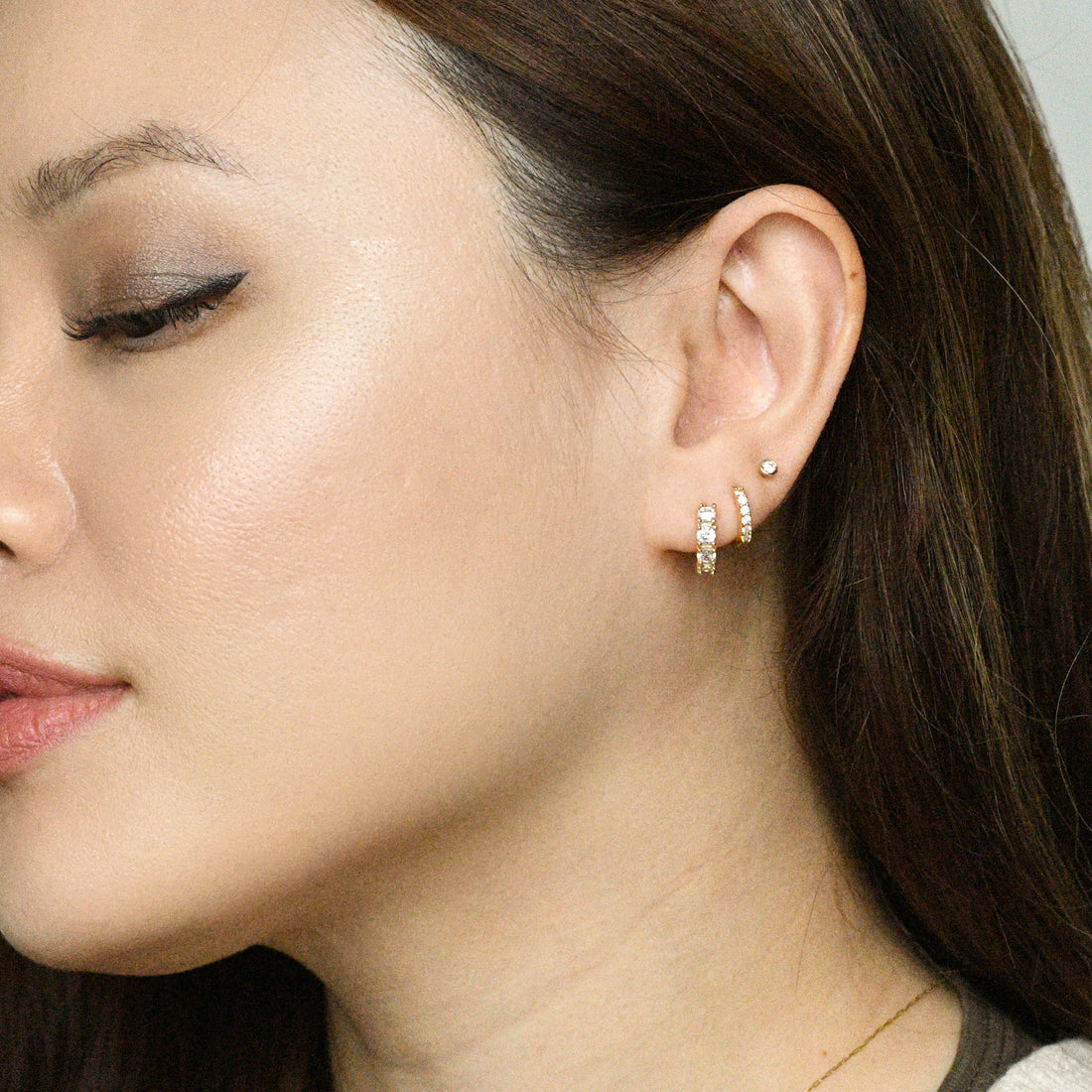 Kaia Mini Huggies | Clear Gold