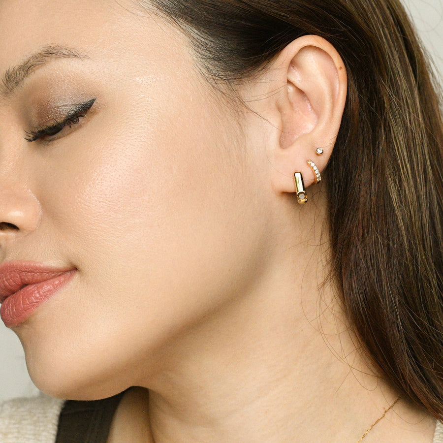 Sienna Minimalist Huggies | Manhattan Brown