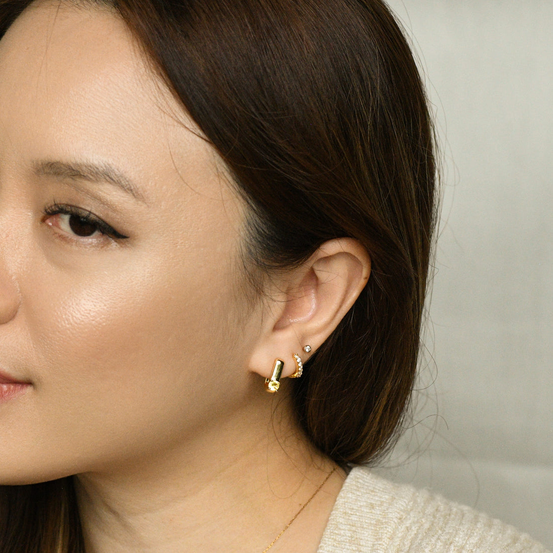 Sienna Minimalist Huggies | Sunrise Gold