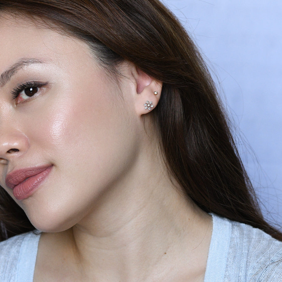 Lumi Snowflake Studs | Silver