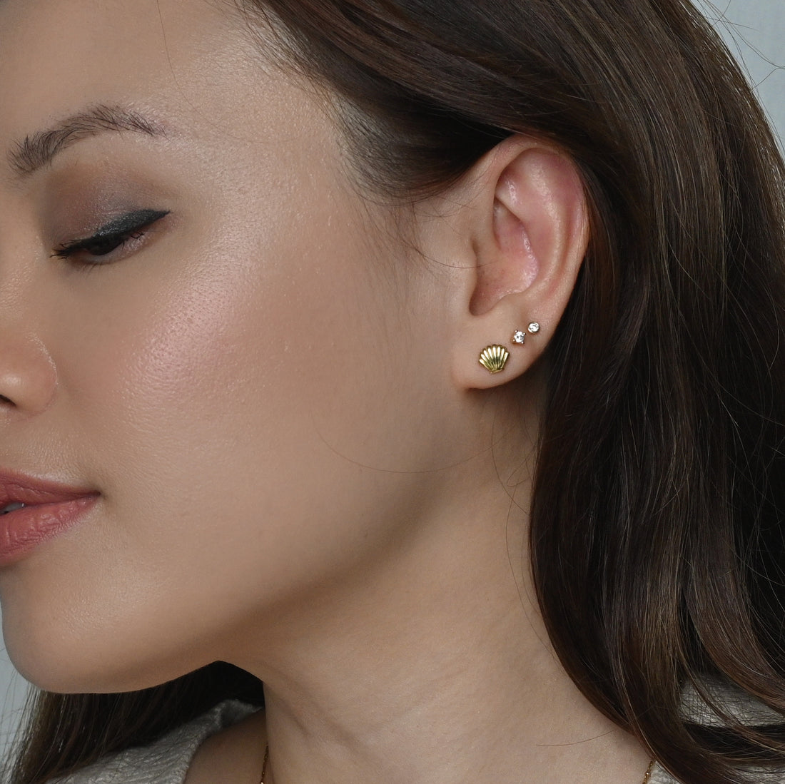 Shelly Seashell Studs