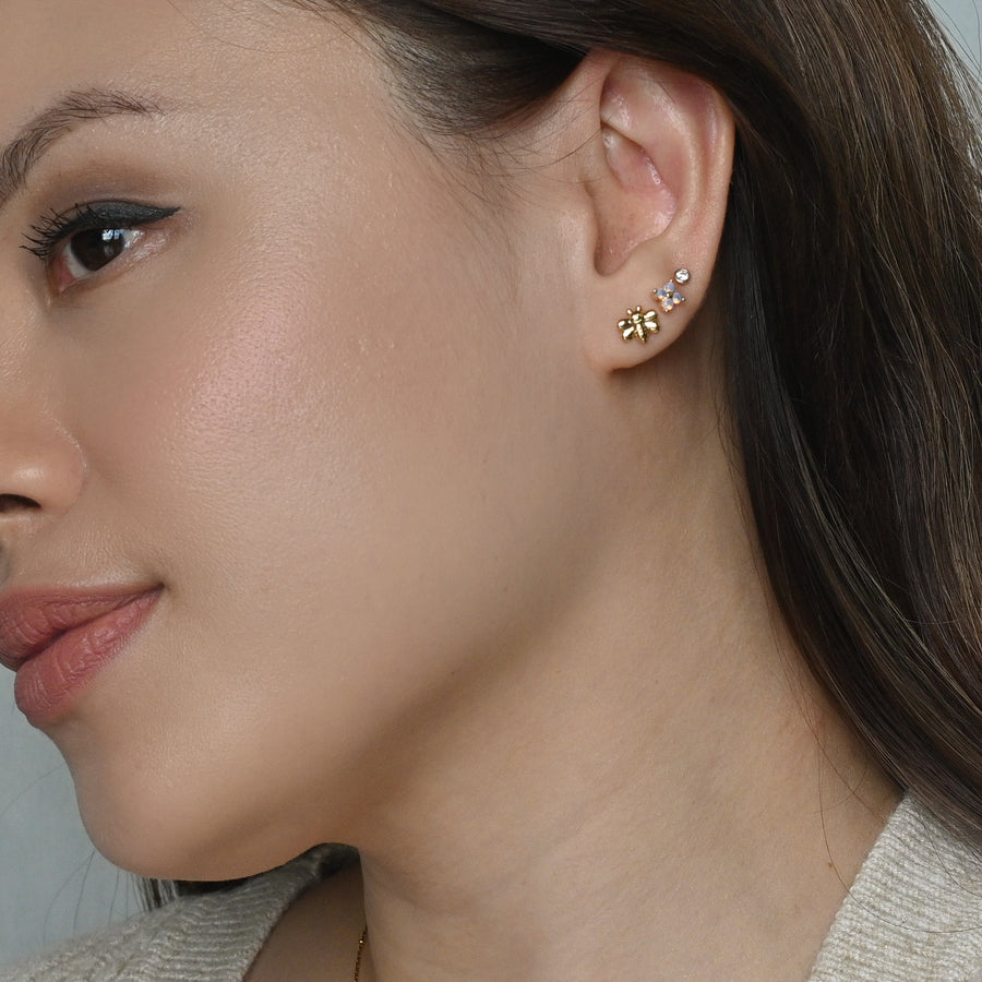 Momo Bee Studs | Gold