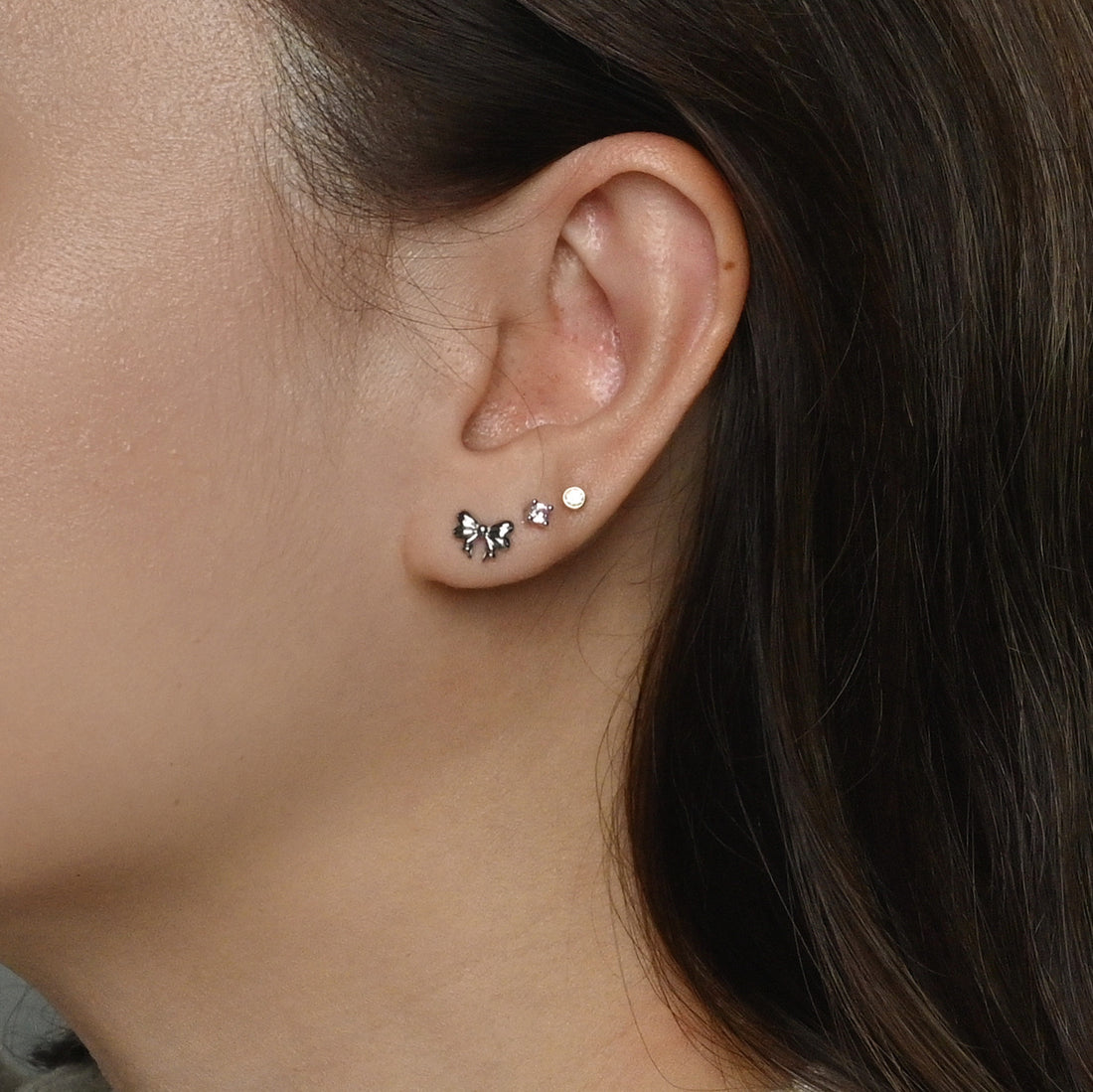 Layla Bow Studs | Silver