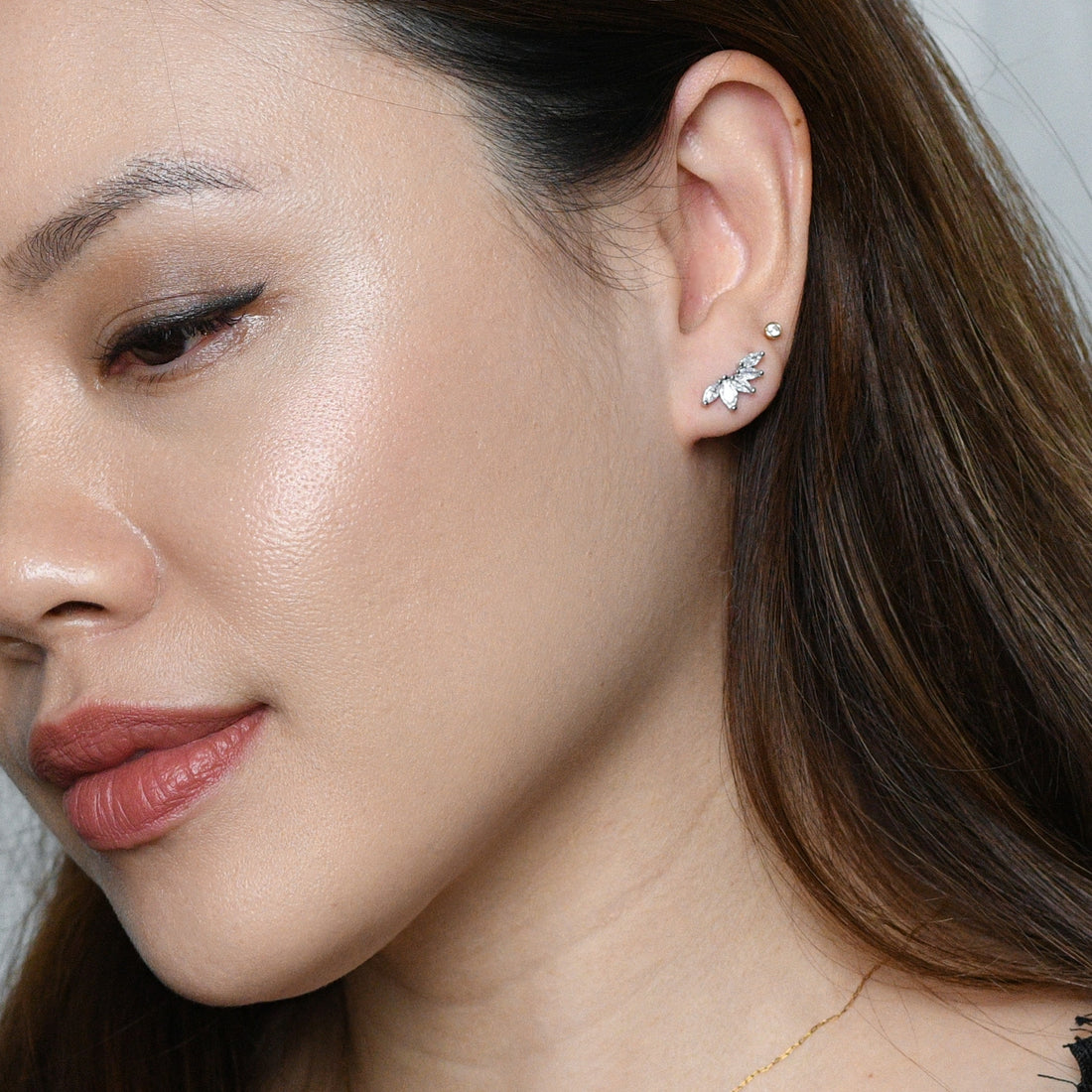 Inda Studs | Silver Clear