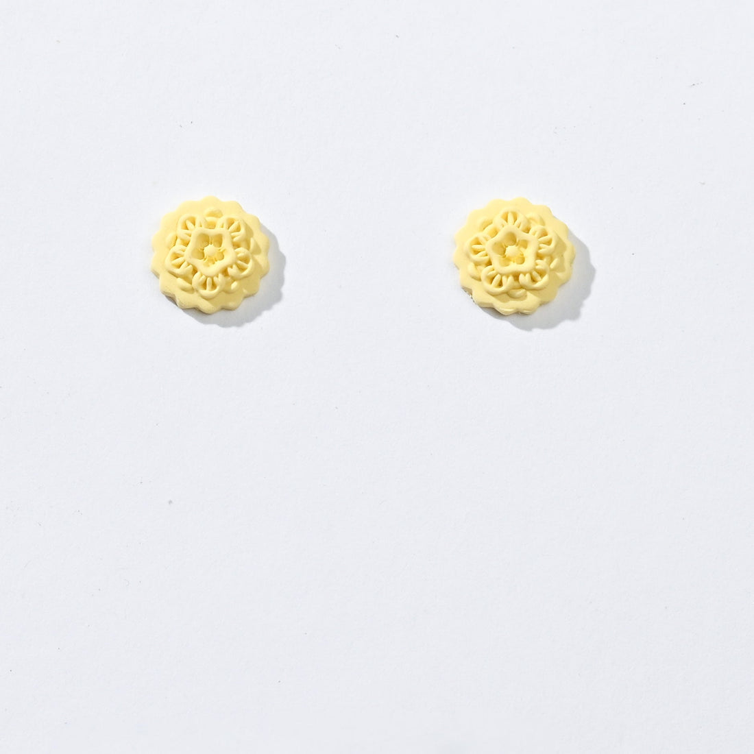 Buttercream | Mei Baby Studs