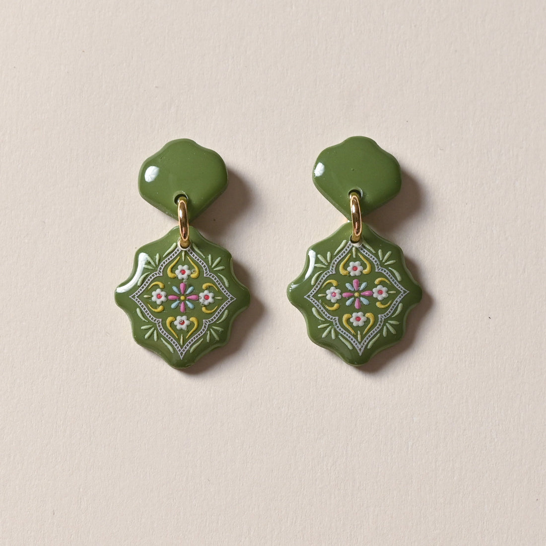 Nyonya Pandan Soraya Dangle 4
