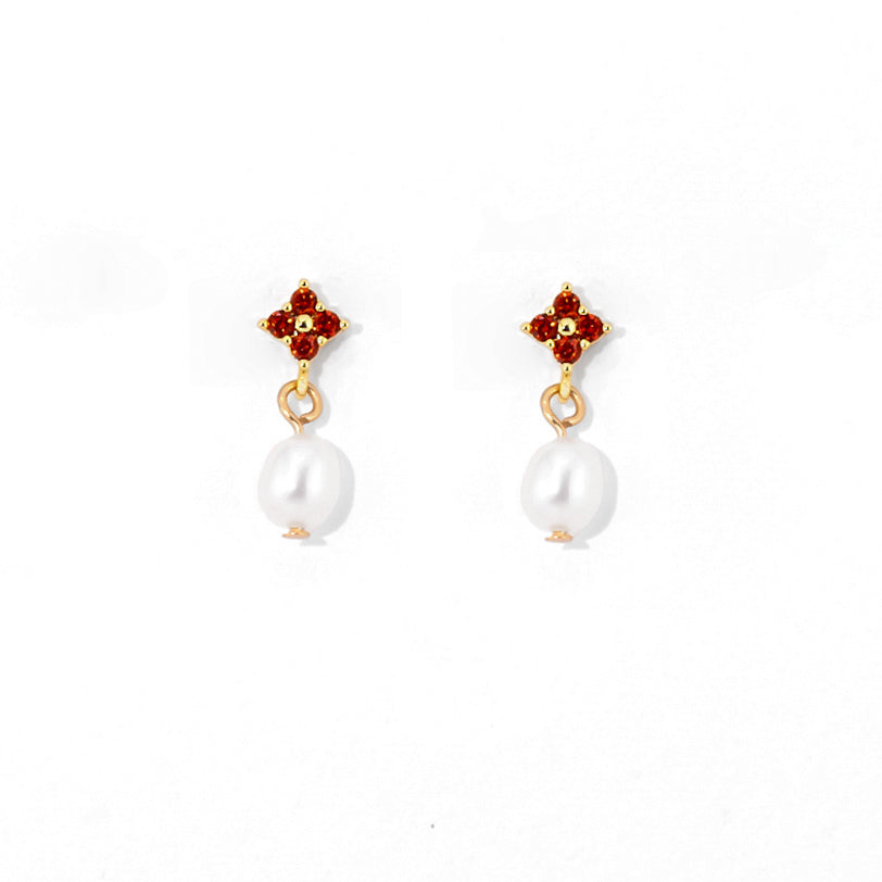 Mini Noemi Pearl Dangles | Gold