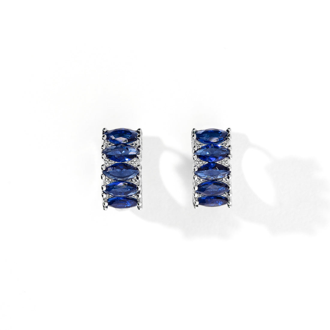 Jada Hoops | Sapphire Silver