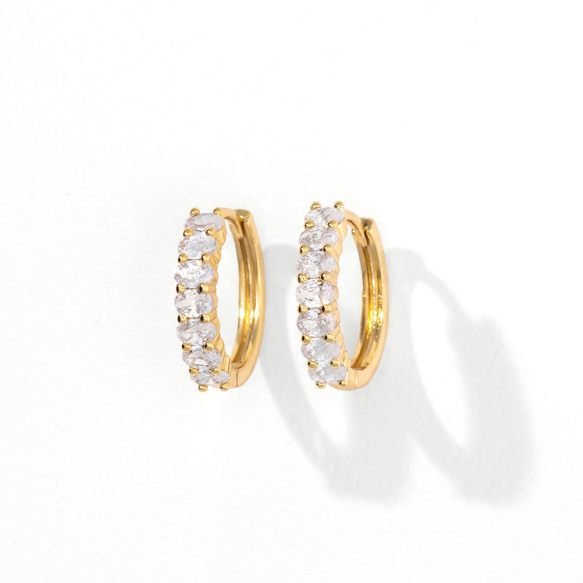Aomi Hoops | Clear Gold