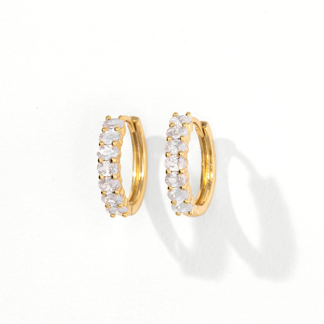 Aomi Hoops | Clear Gold