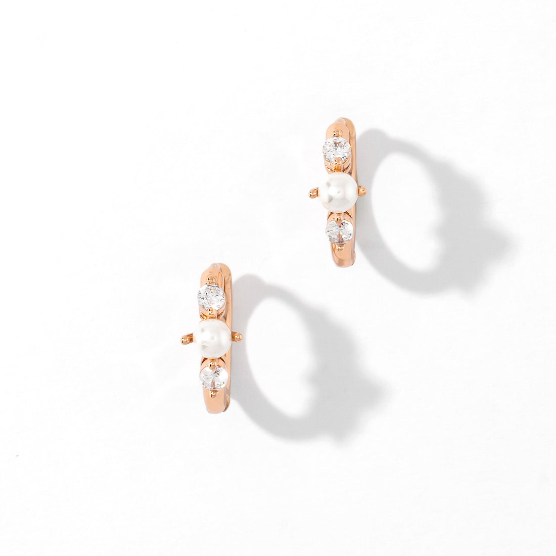 Sophia Pearl Huggies | Rose Gold