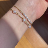 Francine Pearl Bracelet