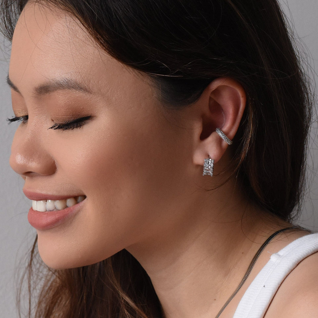 Jada Hoop | Clear Platinum