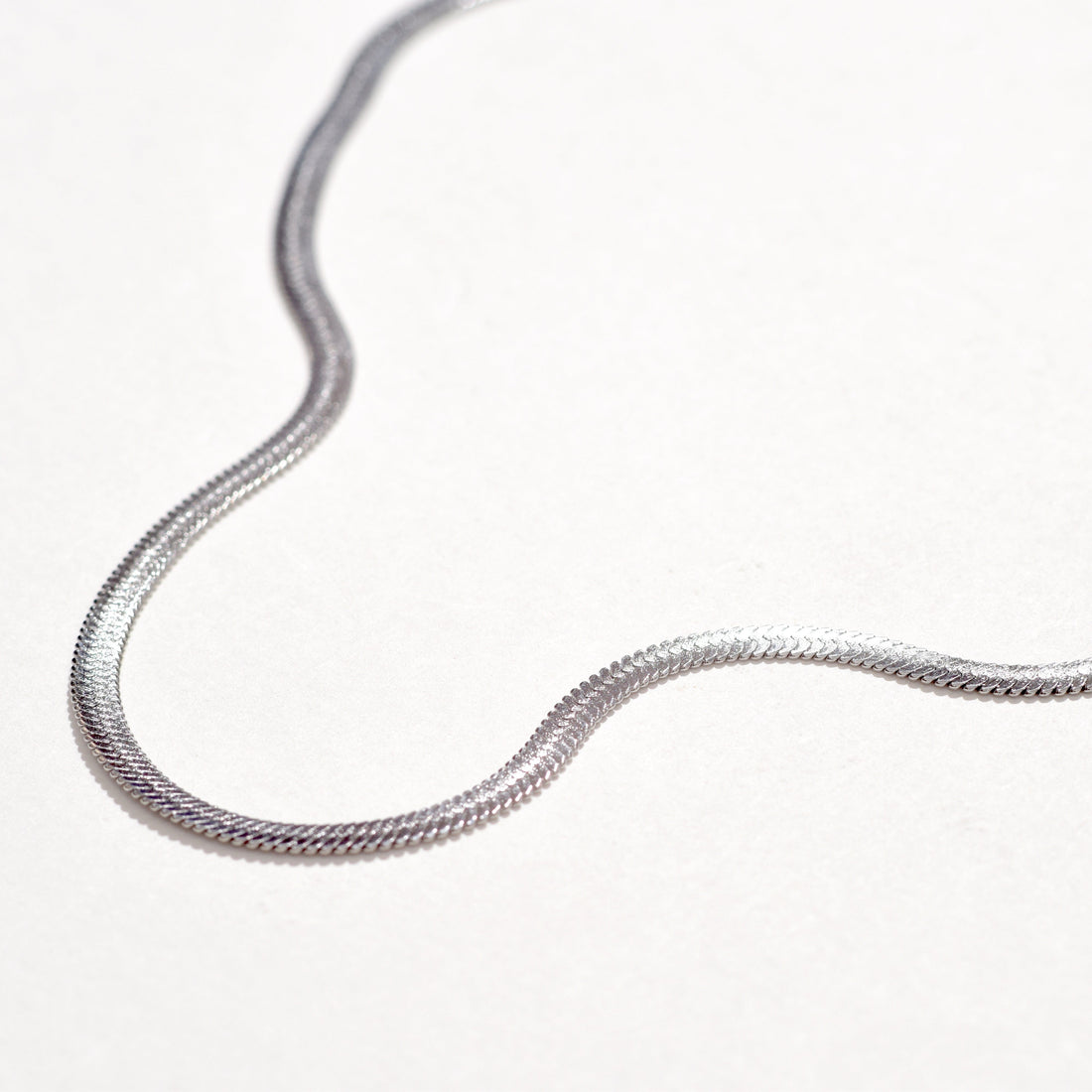 Ally Herringbone Necklace | Silver