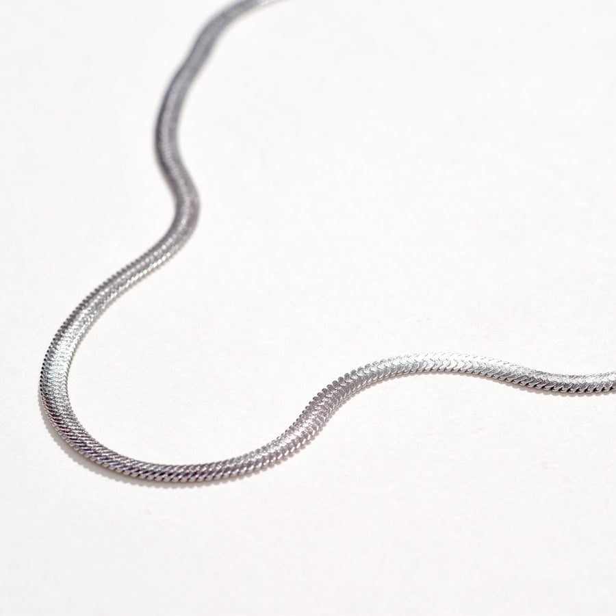 Ally Herringbone Necklace | Silver