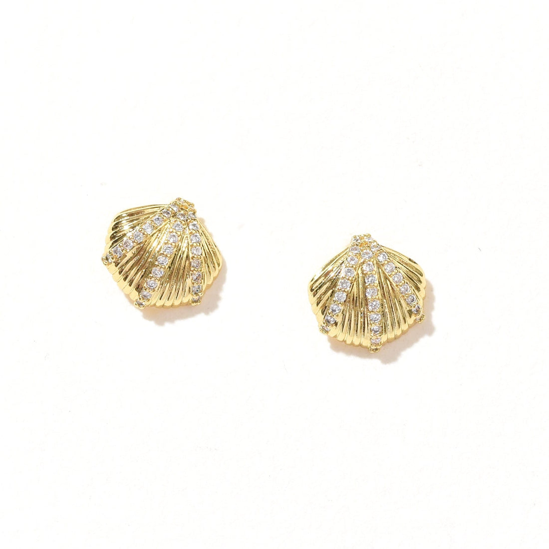 Lola Clam Stud | Gold