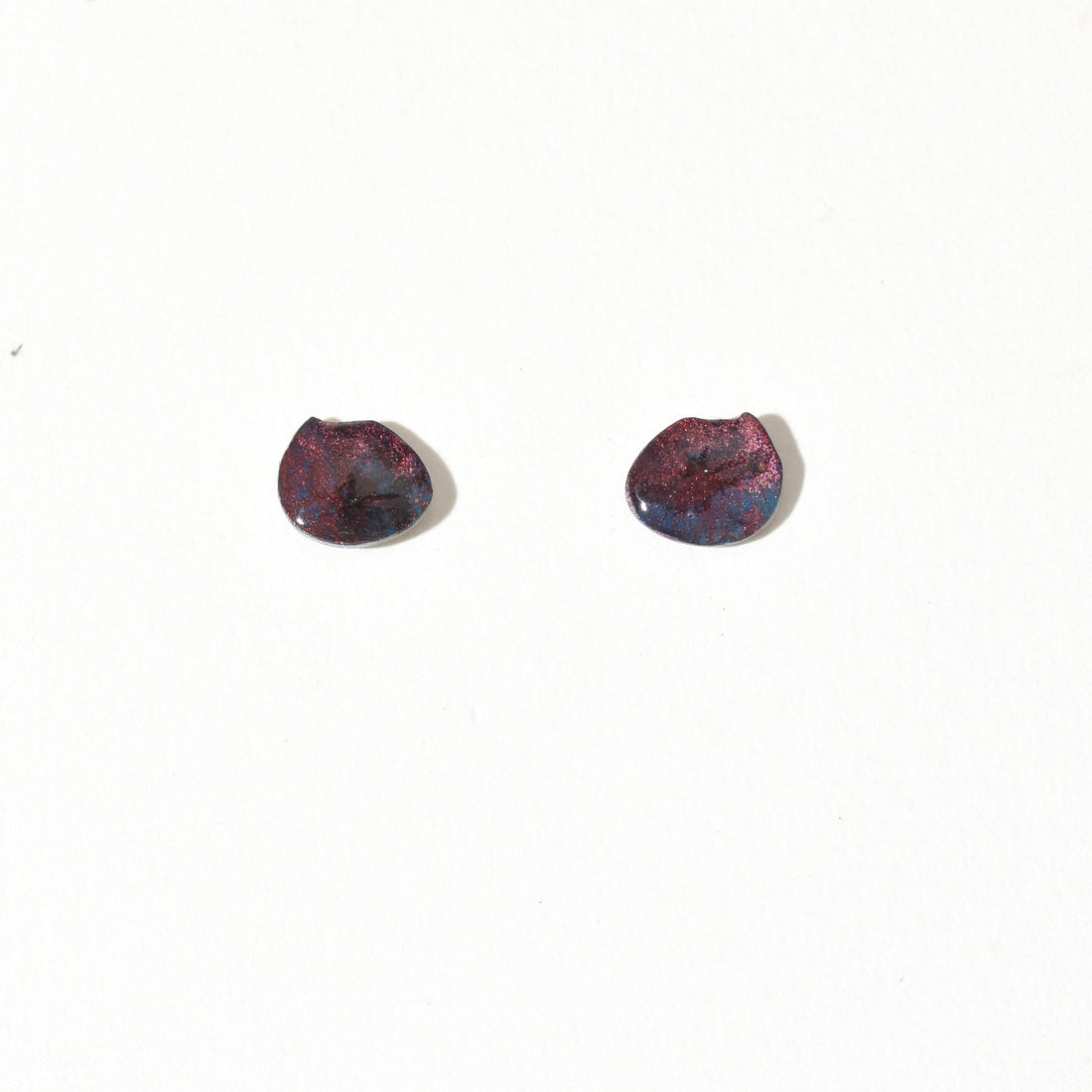 Red Velvet Alyssa Stud